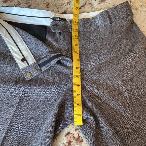 TAHARI DRESS PANTS SIZE 10 . - Picture 9 of 12